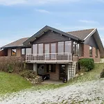 펜션 Unique Nature With Panoramic Water Views