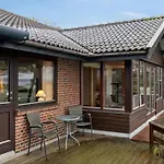 펜션 Unique Nature With Panoramic Water Views Ølsted