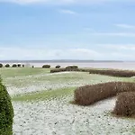 Unique Nature With Panoramic Water Views 펜션 Ølsted