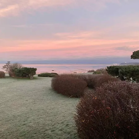 Unique Nature With Panoramic Water Views Ølsted