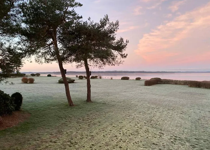 Unique Nature With Panoramic Water Views Ølsted