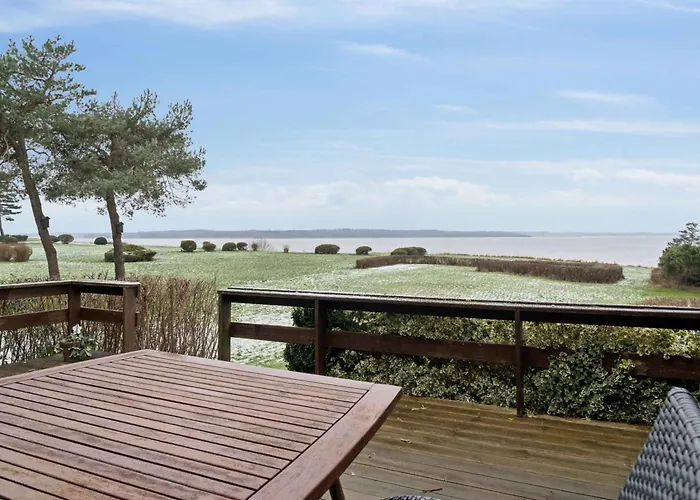 펜션 Unique Nature With Panoramic Water Views